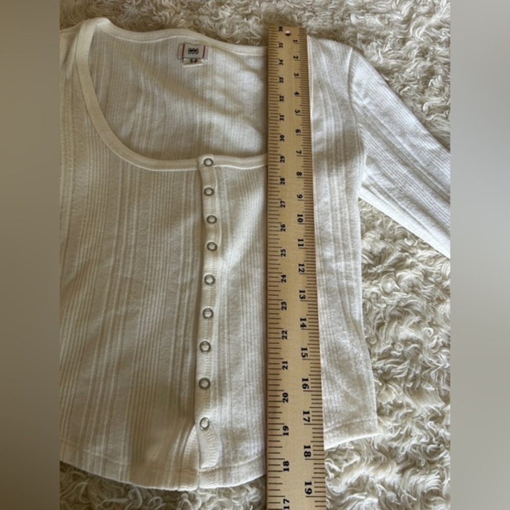 BDG Cream Ribbed Button-Up‎ Blouse - Picture 4 of 7